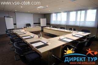 Фото #1Holiday Inn Paris-Velizy (Holiday Inn Paris-Velizy)