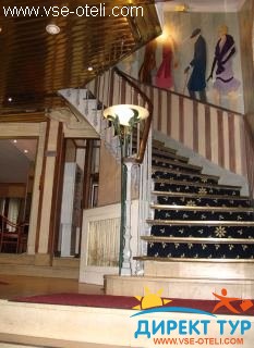 Фото #1Montmartrois (Монтмартроис)