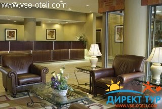 Фото #1Holiday Inn Express Toronto Downtown (Holiday Inn Express Toronto Downtown)