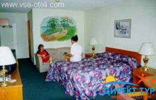 Фото #1Econo Lodge West of the Falls (Econo Lodge West of the Falls)