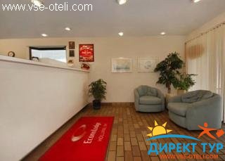 Фото #1Econo Lodge (Econo Lodge)