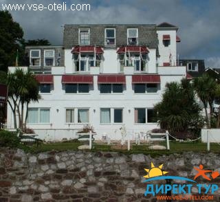 Фото #1The Waters Edge Hotel (The Waters Edge Hotel)