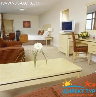 Фото #1Green Isle Conference & Leisure Hotel (Green Isle Conference & Leisure Hotel)