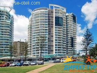 Фото #1Reflection Tower Two (Reflection Tower Two)