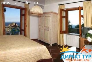 Фото #1Punta Chiarito Resort (Punta Chiarito Resort)