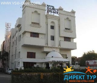 Фото #1Rajputana Palace (Rajputana Palace)