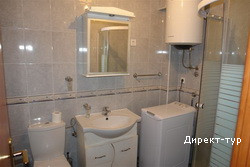 App02plus1_bathroom