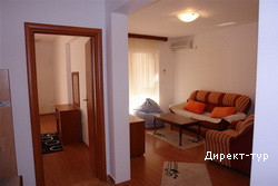 App04plus1_livingroom