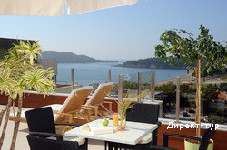 Resident_Suite_terrace