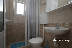 bathroom 7