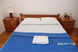 StudioNo3_frenchbed
